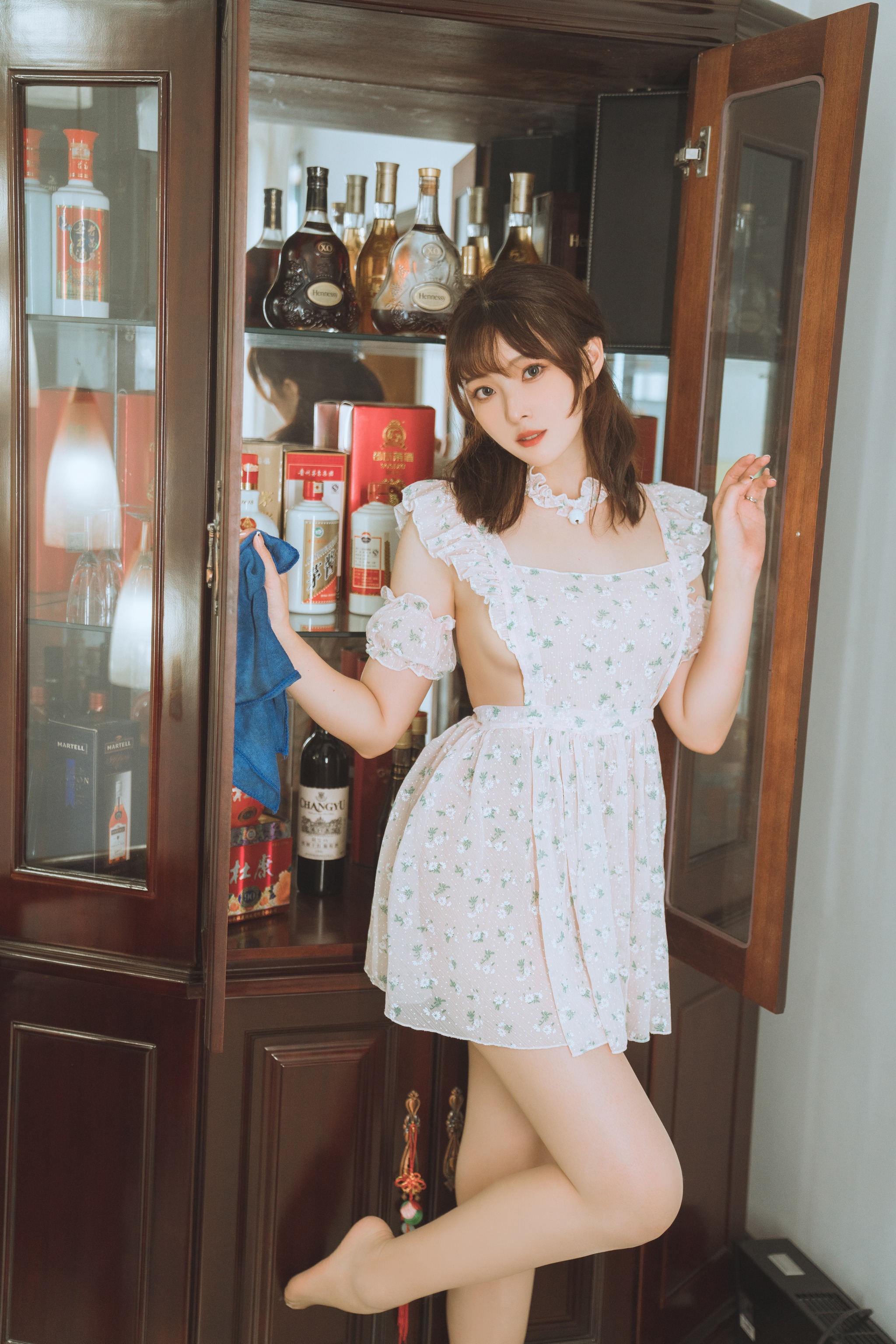 图片[1]-Natsuko夏夏子 – NO.075 碎花围裙[55P]-XikXak
